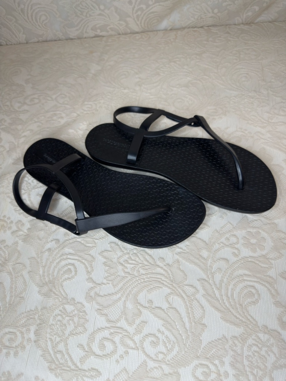 Classic Black Strappy Flat Sandals for Women (Size 38)
